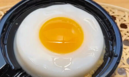 煎鸡蛋视频,煎鸡蛋的简单步骤与技巧揭秘